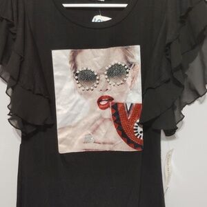 Black fashion graphic top